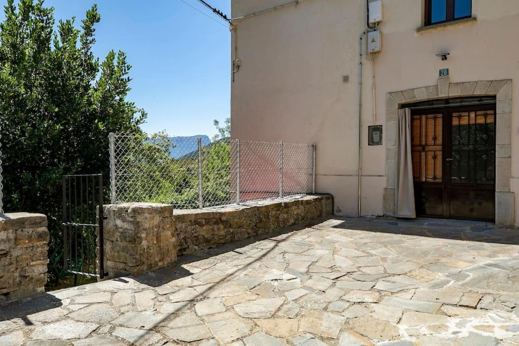 קסטילו דה חאקה Casa Feli - Apartamento Con Jardin Privado En Los Pirineos מראה חיצוני תמונה