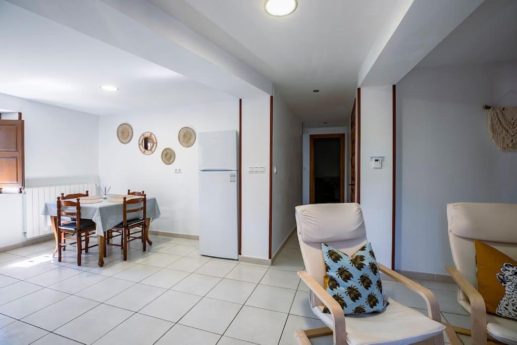 קסטילו דה חאקה Casa Feli - Apartamento Con Jardin Privado En Los Pirineos מראה חיצוני תמונה